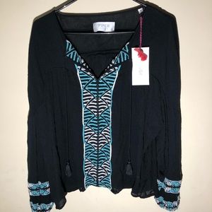 NWT Piper by Townsen boho blouse size medium